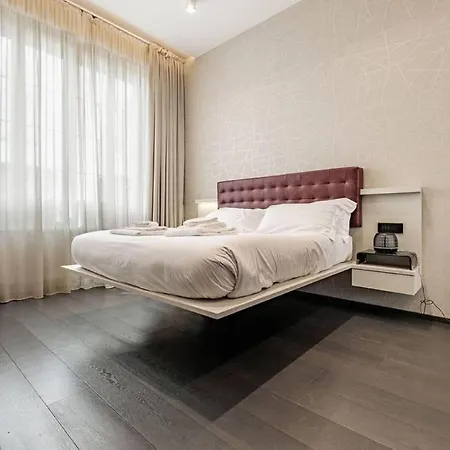 Nyaraló Stylish 4-bedroom In Milánó