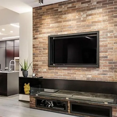 Stylish 4-bedroom In Nyaraló Milánó