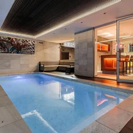 Stylish 4-bedroom In
