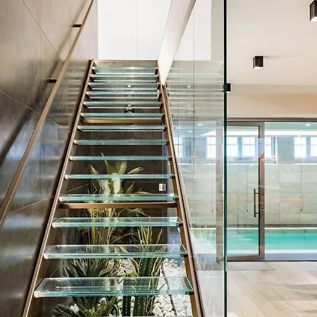 Stylish 4-bedroom In Nyaraló Milánó
